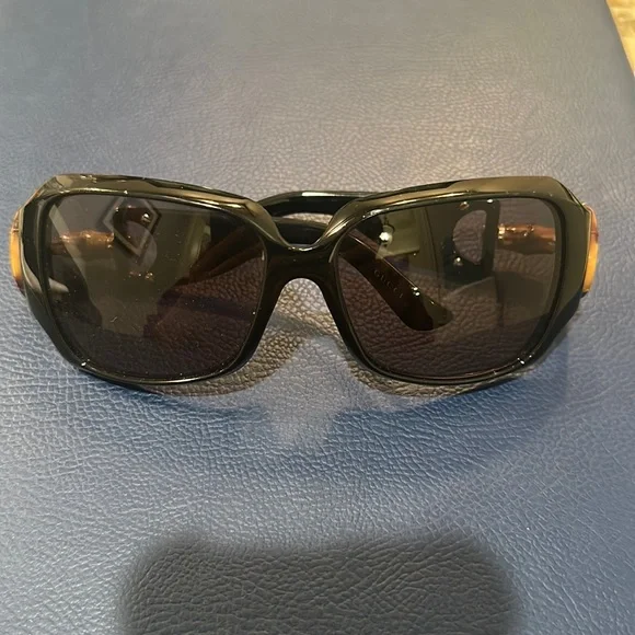 Gucci | Accessories | Gently Used Gucci Sunglasses | Poshmark display picture 1